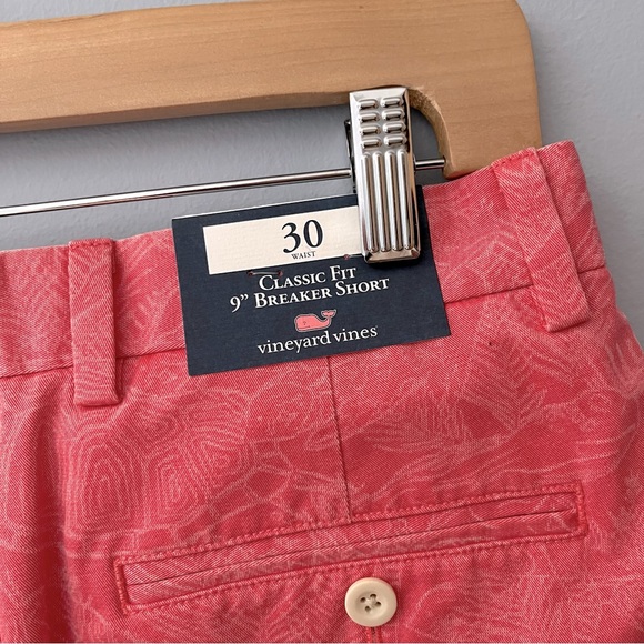 Vineyard Vines 9 Inch Breaker Shorts - Jetty Red Turtle Print - Picture 4 of 7